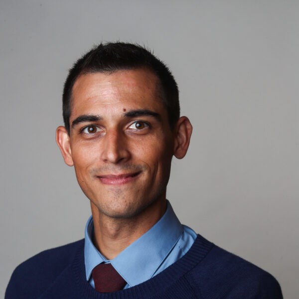 Headshot of Dan Metzger