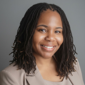 Headshot of Nia Johnson